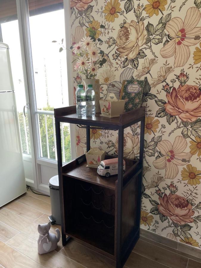 Rose Blossom Apartment In Paris Ванв Экстерьер фото